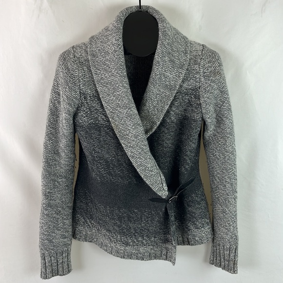 Ann Taylor LOFT Cardigan – Size Medium - Picture 6 of 8